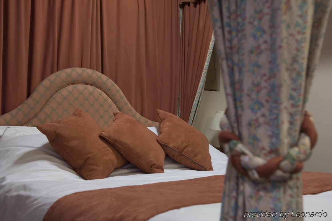 Boxmoor Lodge Hotel Хемел Хемпстед Стая снимка